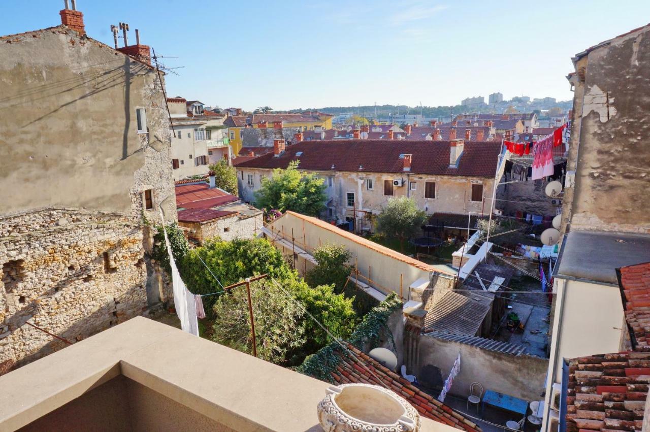 Apartments Epulon Pula Buitenkant foto