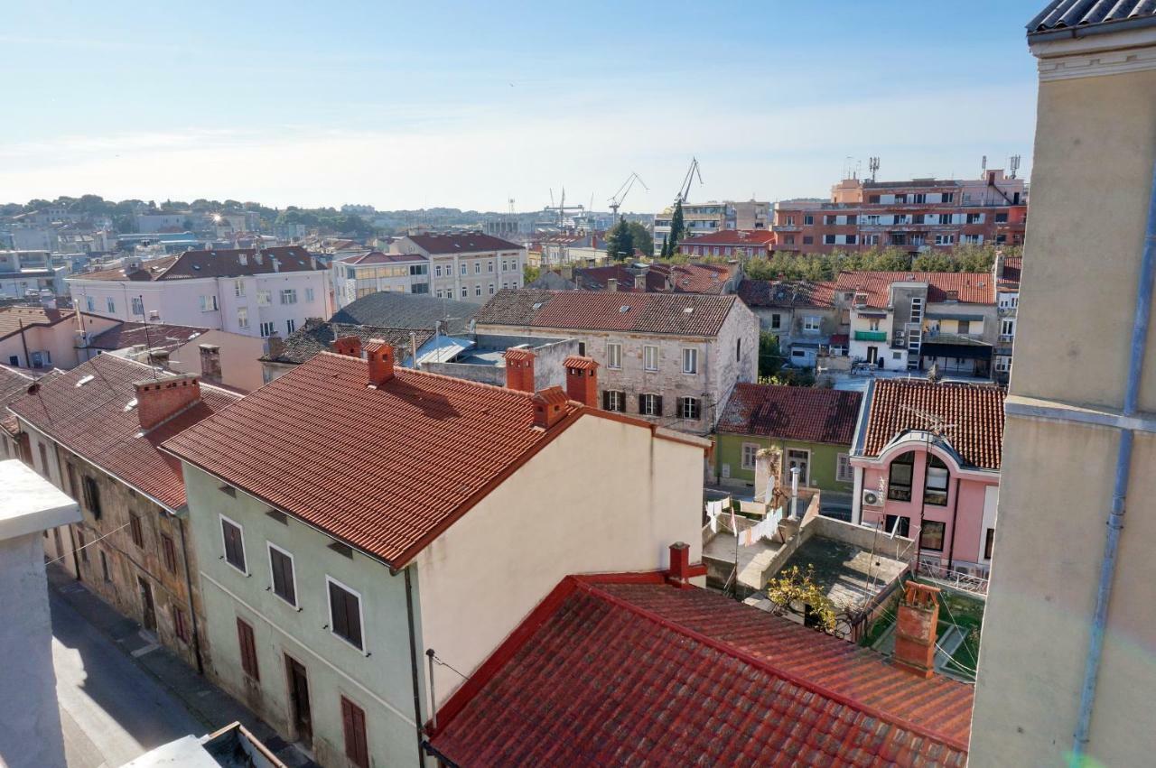 Apartments Epulon Pula Buitenkant foto